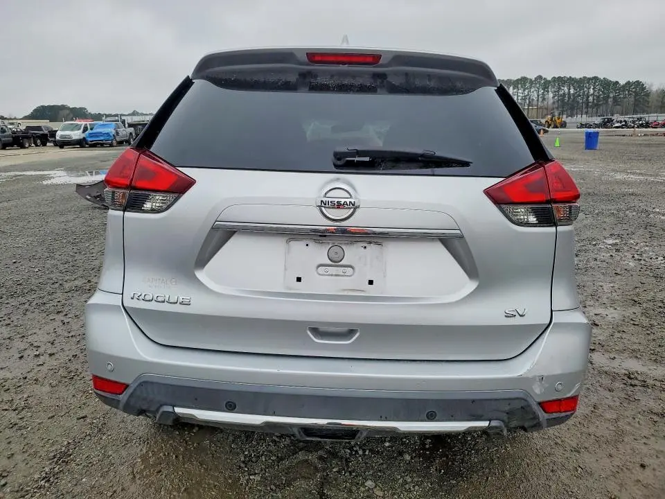 2020 NISSAN ROGUE SV  