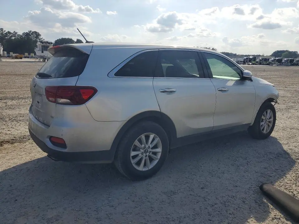 2019 KIA SORENTO LX V6  