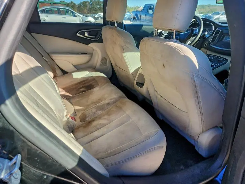 2015 CHRYSLER 200 LIMITED  