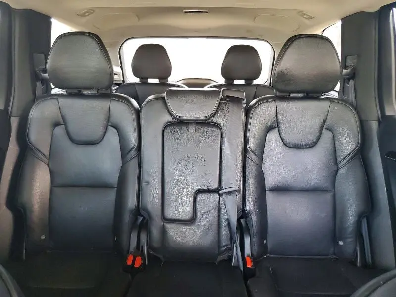 2016 VOLVO XC90 T6  
