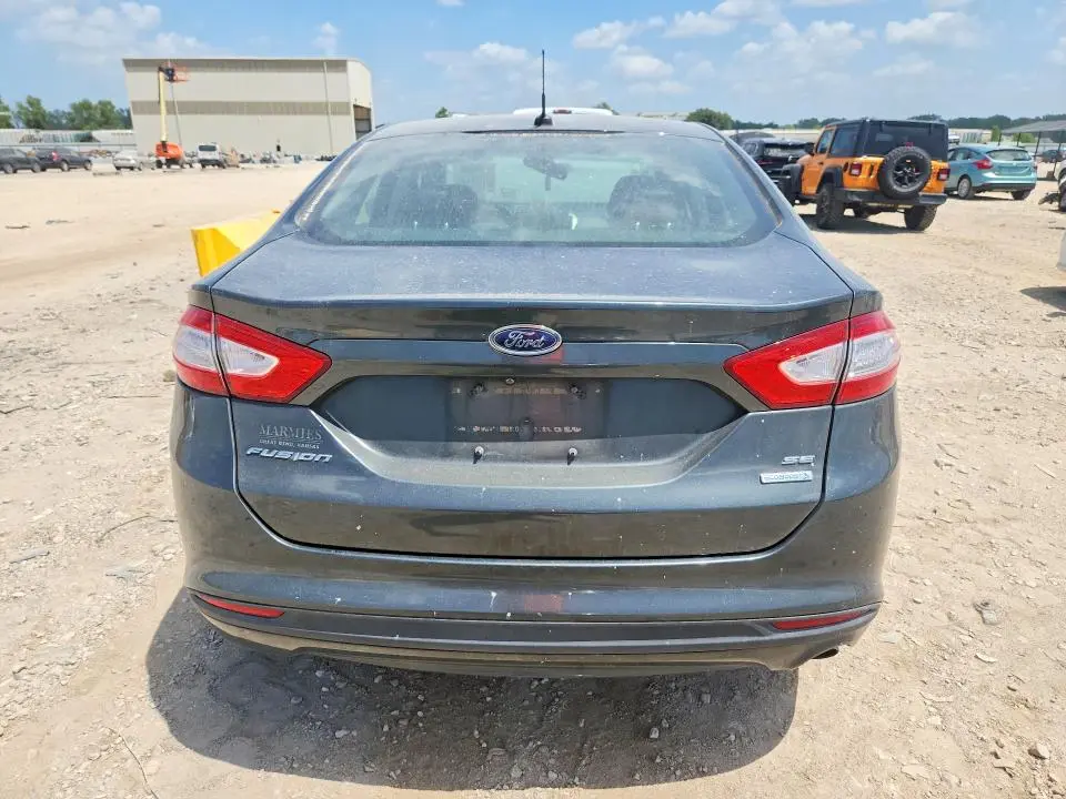 2015 FORD FUSION SE  