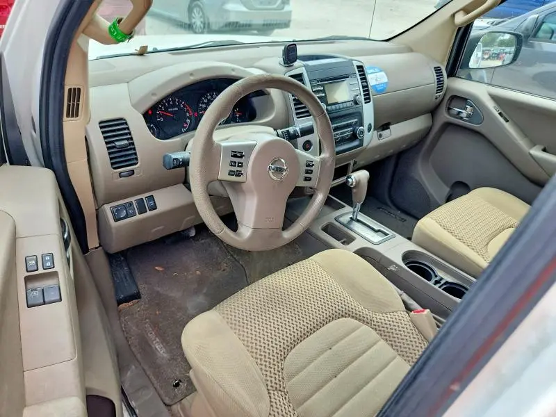 2014 NISSAN FRONTIER SV  