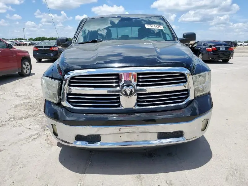 2014 RAM 1500 SLT  