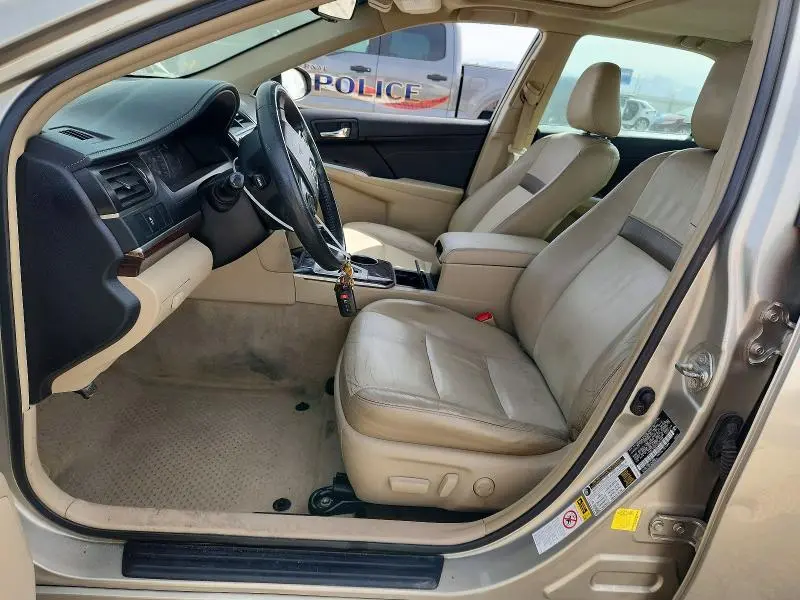 2014 TOYOTA CAMRY XLE  