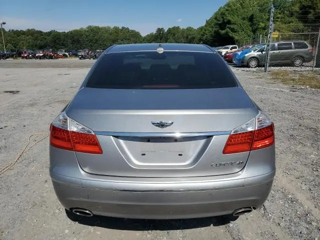 2011 HYUN GENESIS 4.   