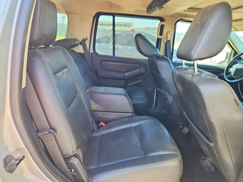 2010 FORD EXPLORER LIMITED  