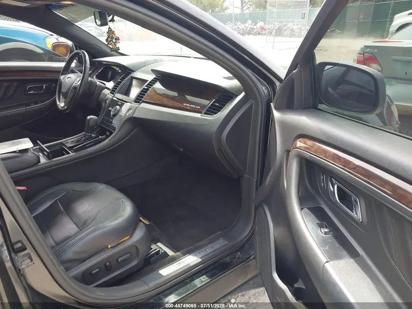 2013 FORD TAURUS LIMITED