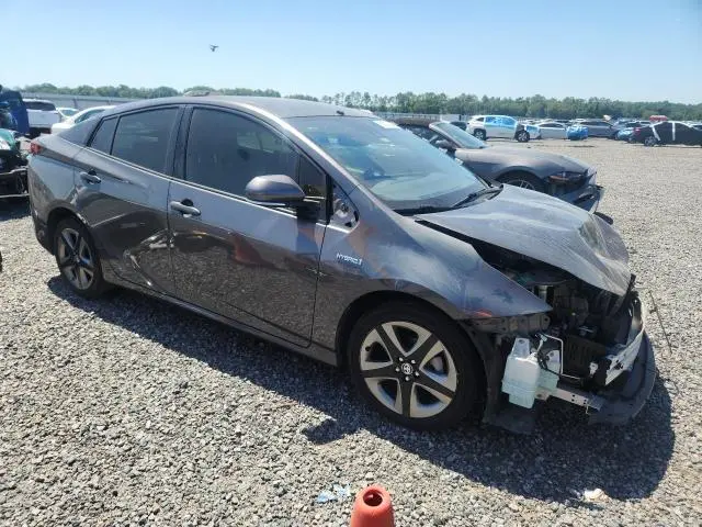 2019 TOYOTA PRIUS XLE  