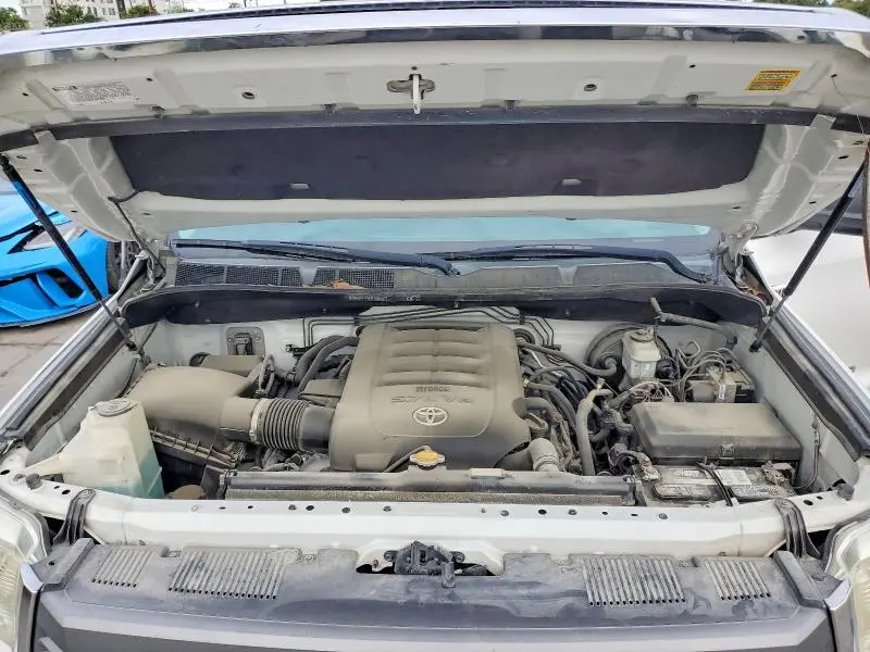 2014 TOYOTA TUNDRA CREWMAX SR5  