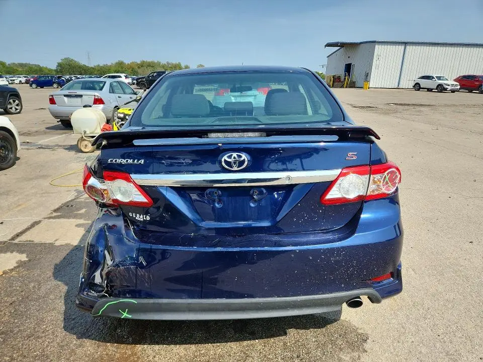 2013 TOYOTA COROLLA S  