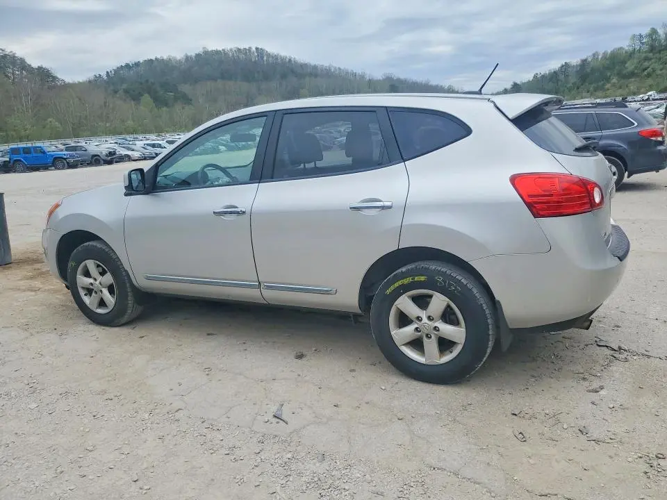 2013 NISSAN ROGUE S  