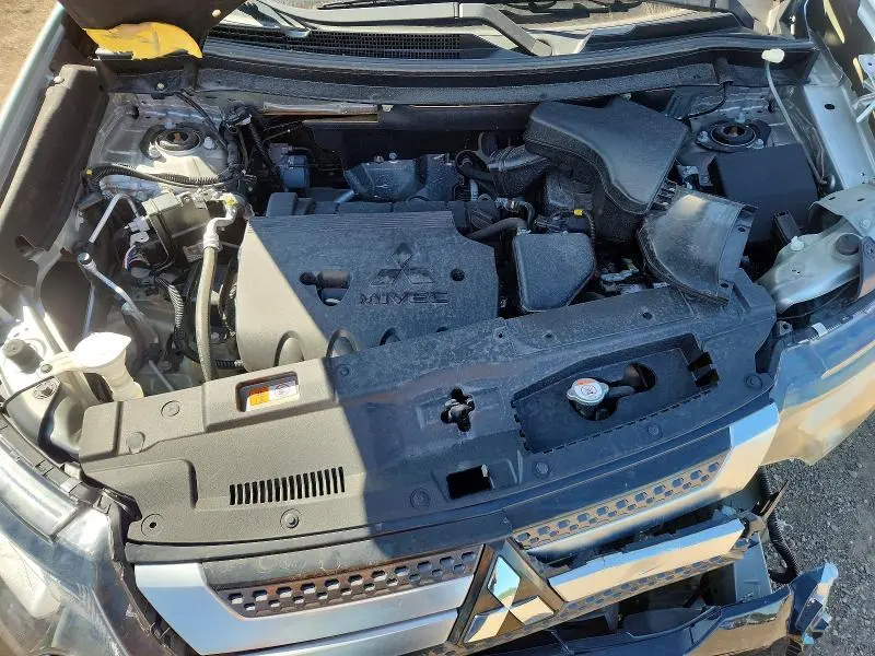 2019 MITSUBISHI OUTLANDER ES  