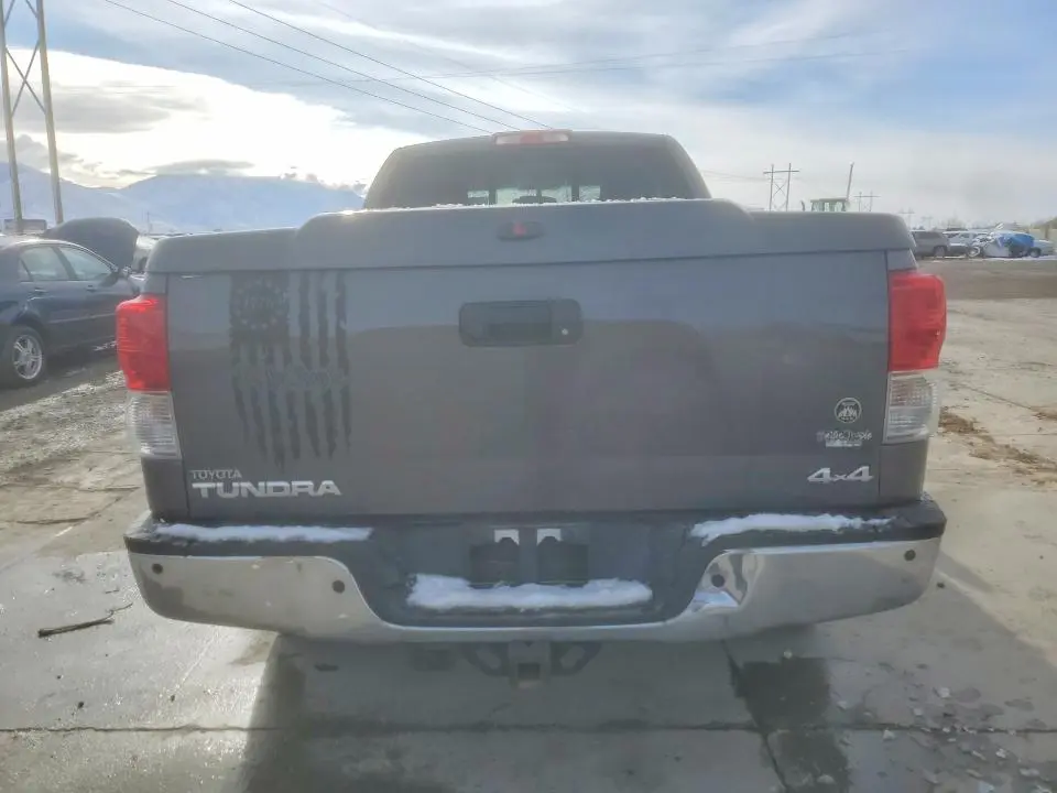 2012 TOYOTA TUNDRA   