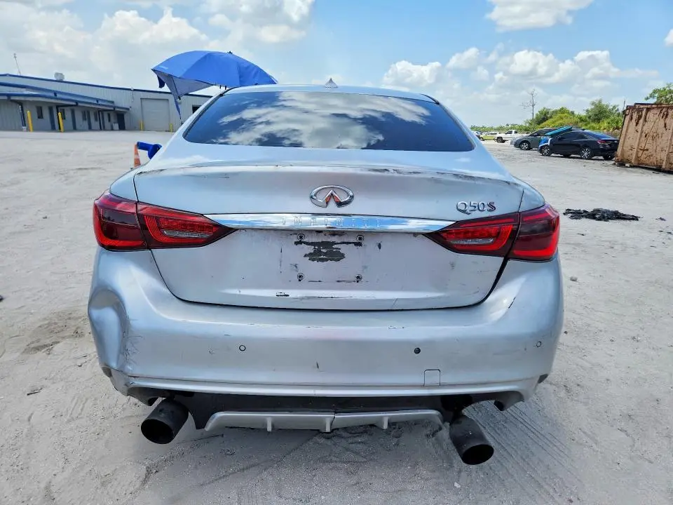 2017 INFINITI Q50 RED SPORT 400  