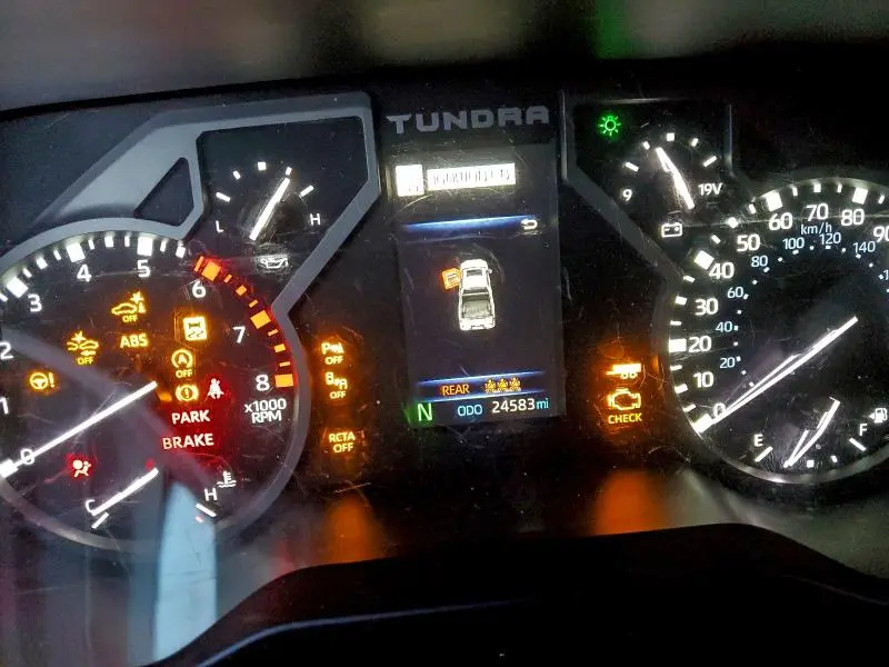 2023 TOYOTA TUNDRA CREWMAX LIMITED  