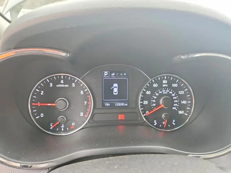 2018 KIA FORTE LX  
