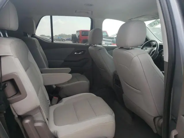 2019 CHEVROLET TRAVERSE LT  