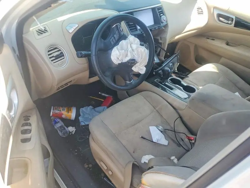 2018 NISSAN PATHFINDER SV  