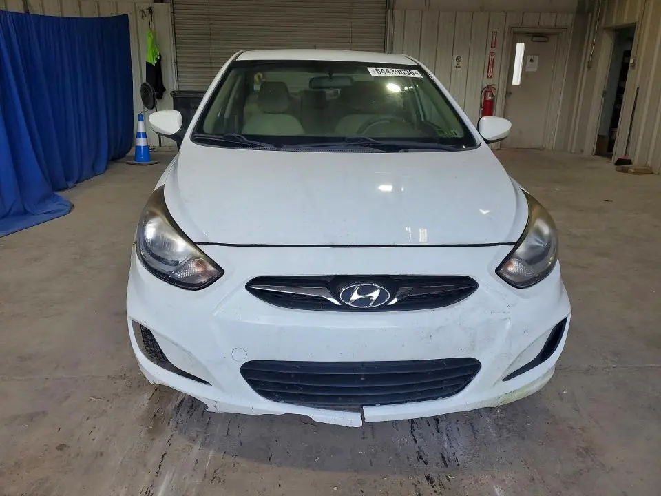 2013 HYUNDAI ACCENT GLS  
