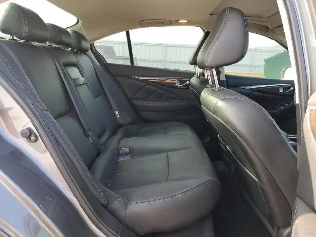 2016 INFINITI Q50 HYBRID  