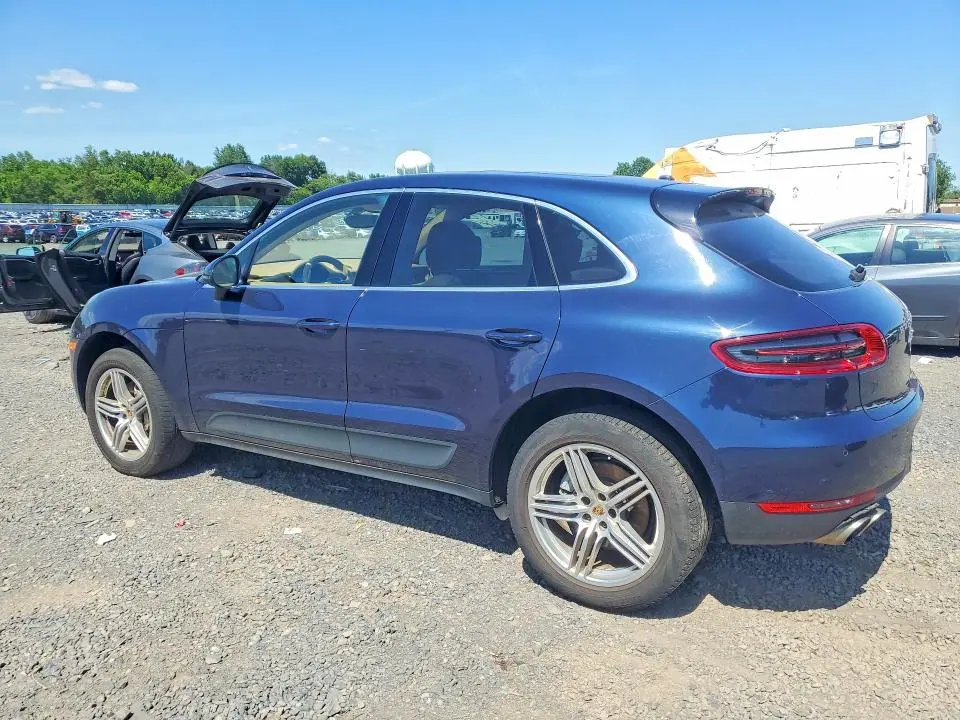 2016 PORSCHE MACAN S  