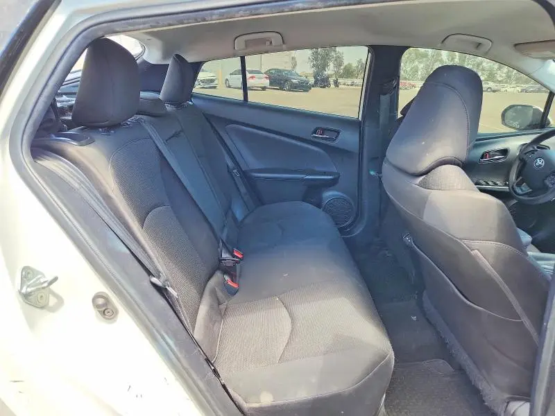2019 TOYOTA PRIUS LE  