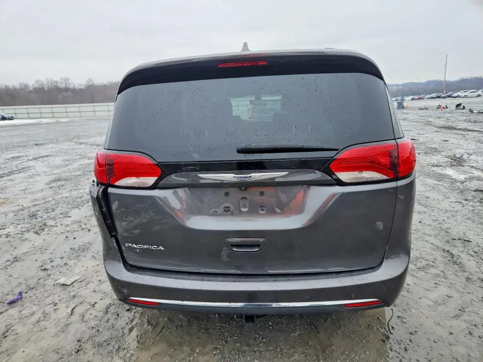 2018 CHRYSLER PACIFICA   
