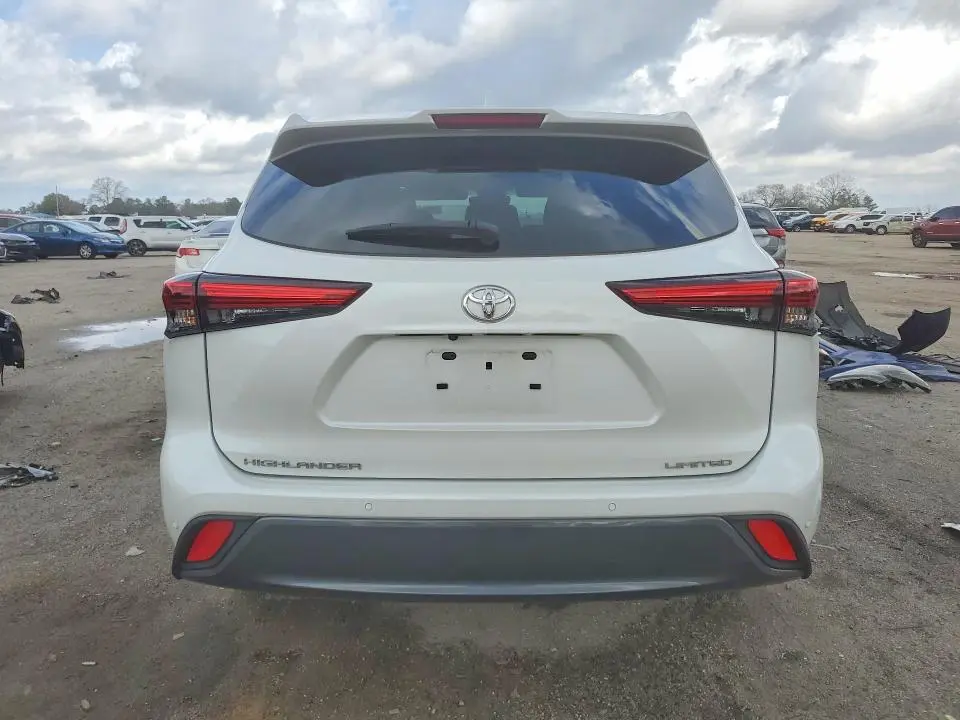 2023 TOYOTA HIGHLANDER L  