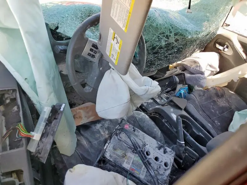 2020 NISSAN FRONTIER S  