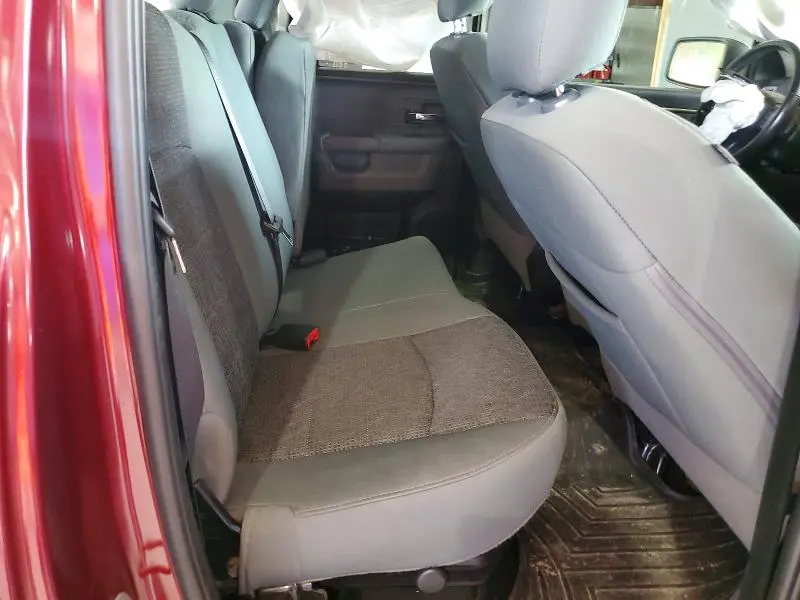 2018 RAM 1500 SLT  