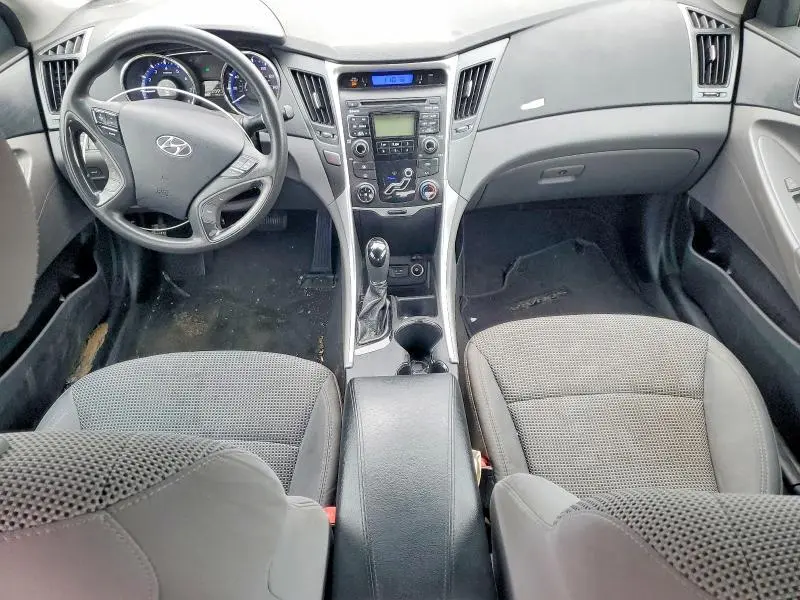 2011 HYUNDAI SONATA GLS  