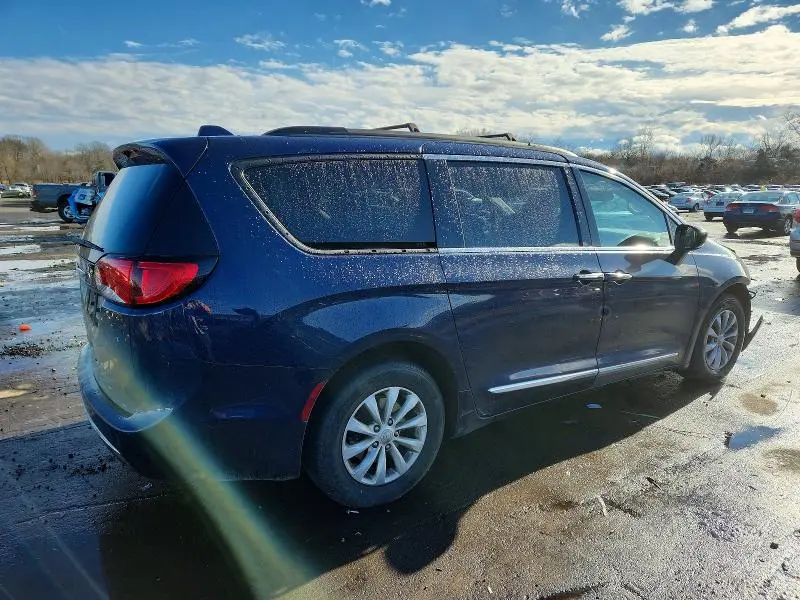 2017 CHRYSLER PACIFICA TOURING L  
