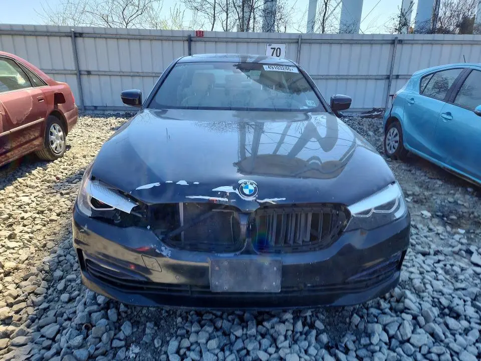 2017 BMW 530 XI  