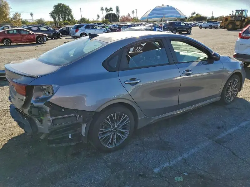 2024 KIA FORTE GT LINE  