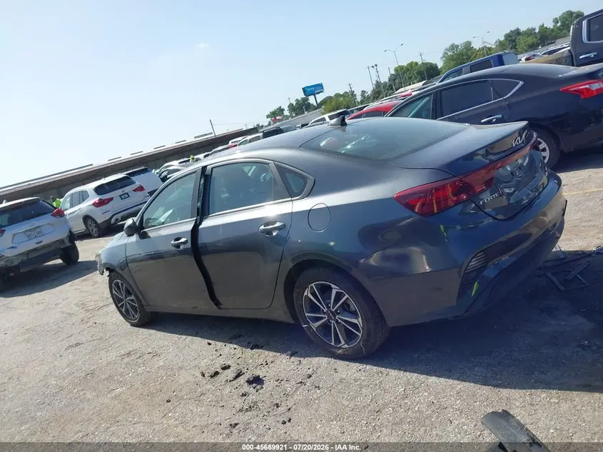 2024 KIA FORTE LXS