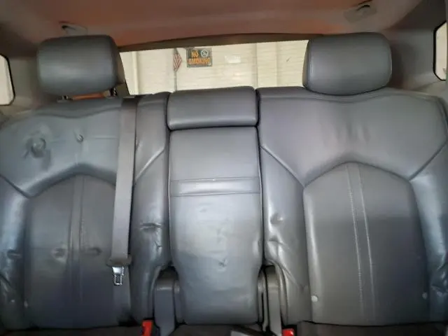 2011 CADILLAC SRX LUXURY COLLECTION  