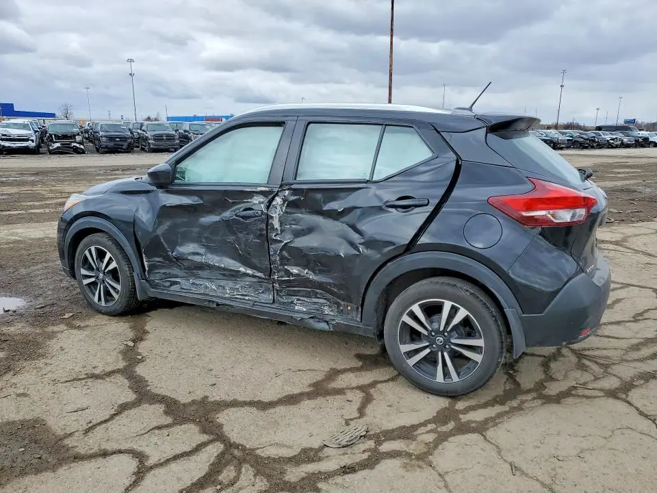 2019 NISSAN KICKS SV  