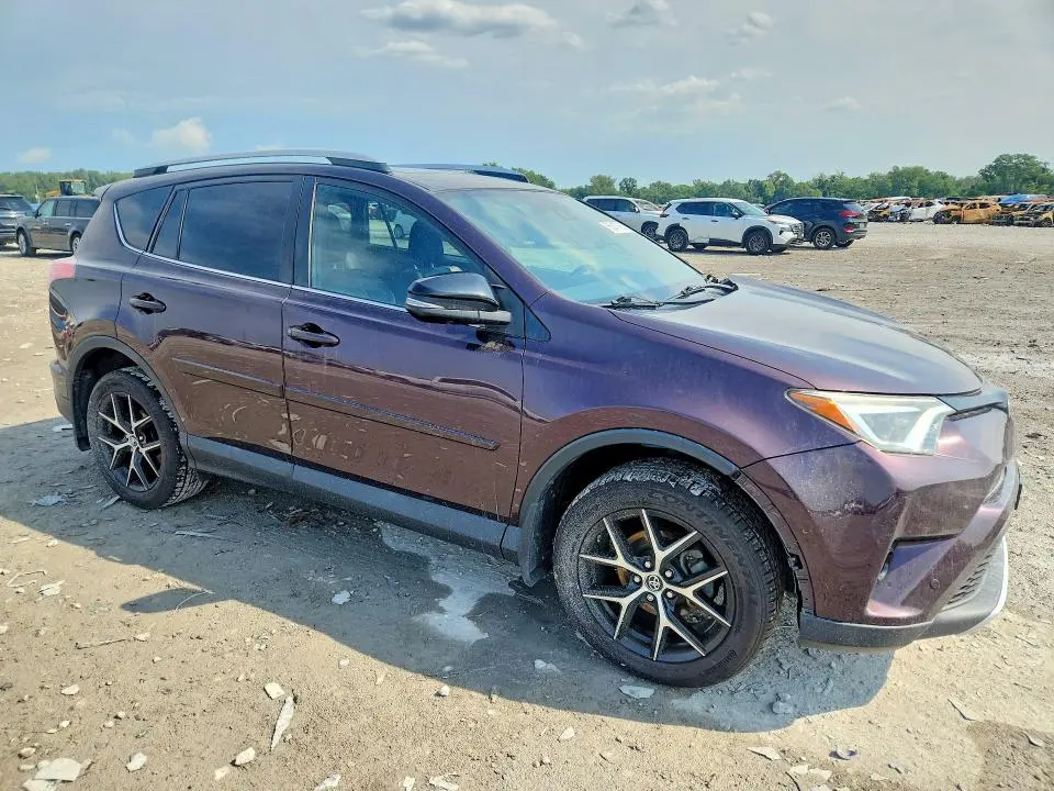 2016 TOYOTA RAV4 SE  