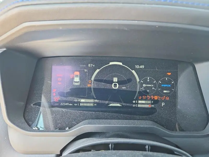 2025 TOYOTA SEQUOIA PLATINUM  