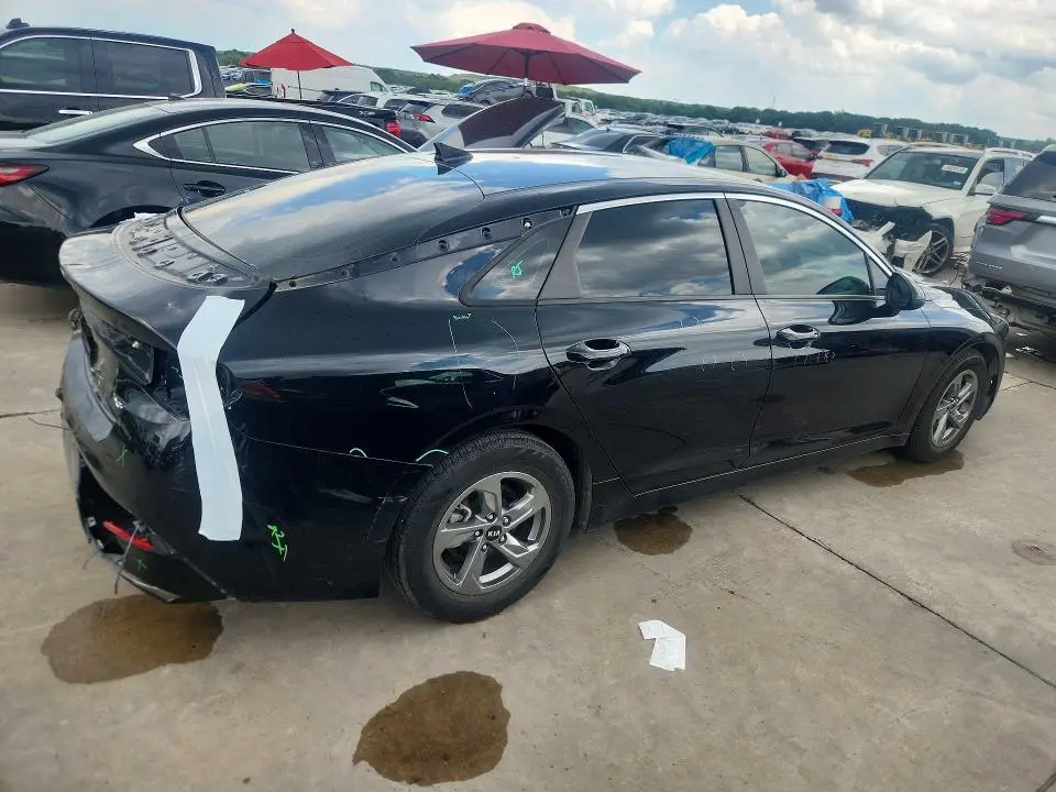 2021 KIA K5 LXS  