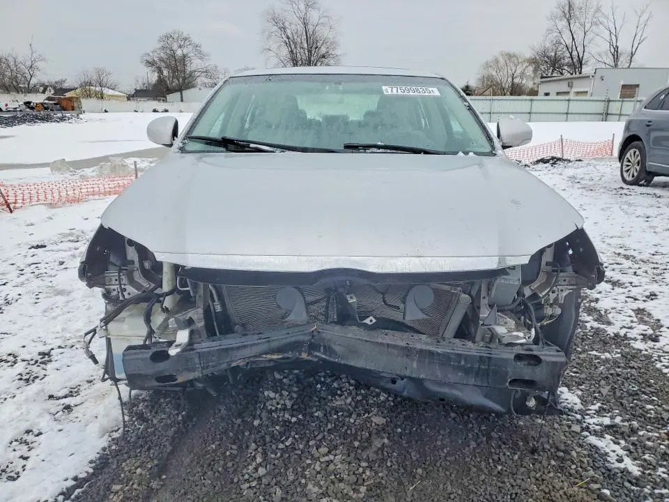 2011 TOYOTA AVALON LIMITED  
