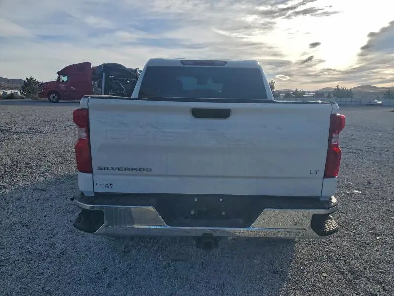 2025 CHEVROLET SILVERADO K1500 LT  