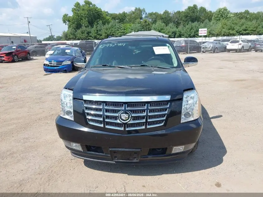2010 CADILLAC ESCALADE ESV LUXURY