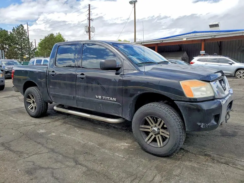 2012 NISSAN TITAN S  