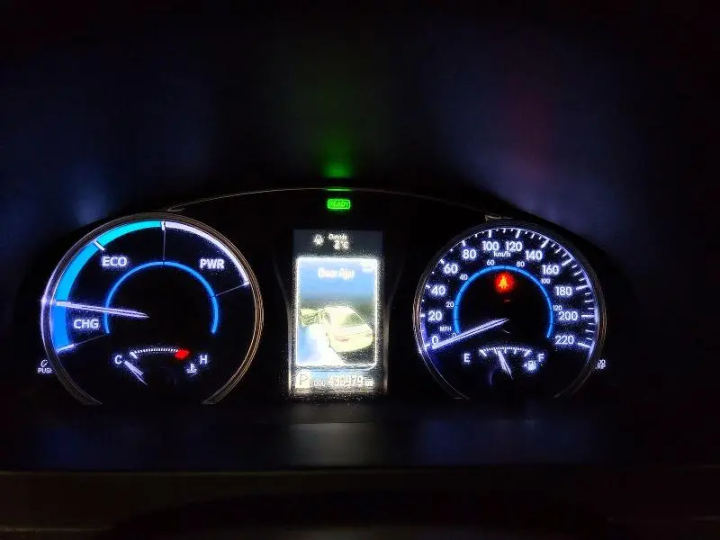 2016 TOYOTA CAMRY SE  