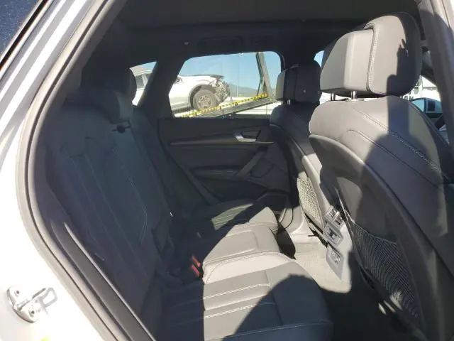 2024 AUDI Q5 E PREMIUM PLUS 55