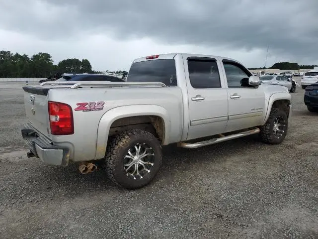 2011 CHEVROLET SILVERADO K1500 LT  