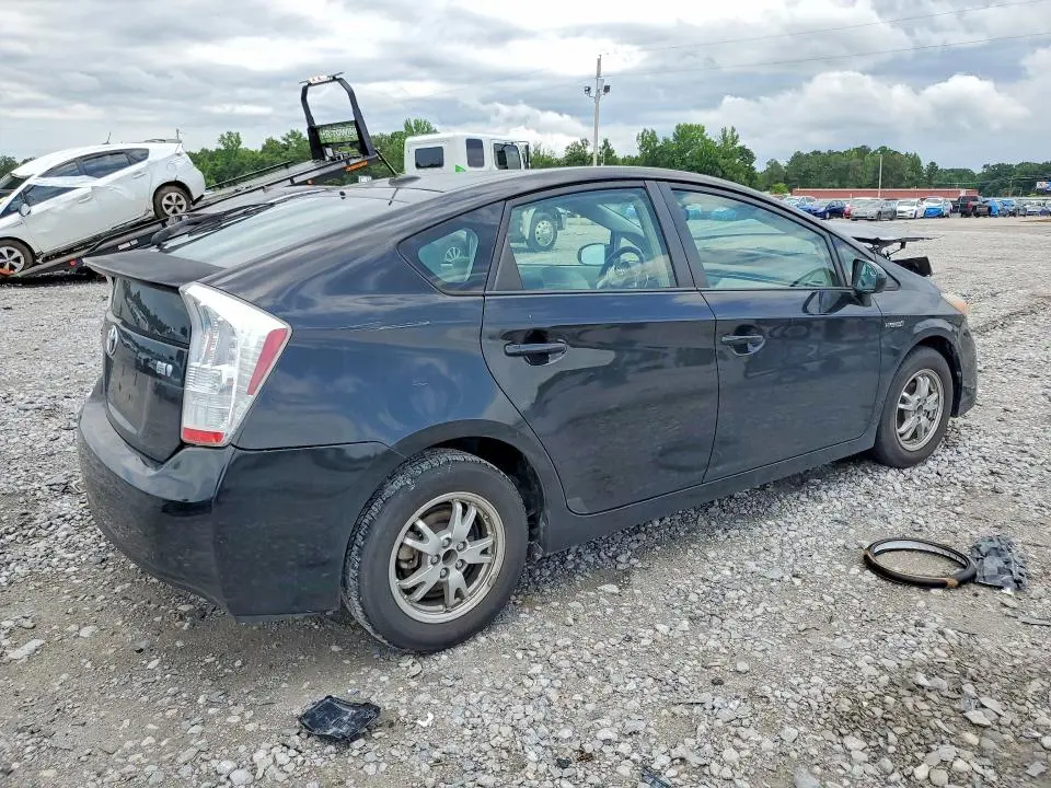 2011 TOYOTA PRIUS TWO  