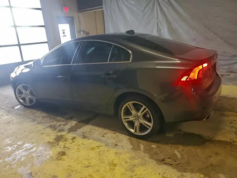 2016 VOLVO S60 PREMIER  