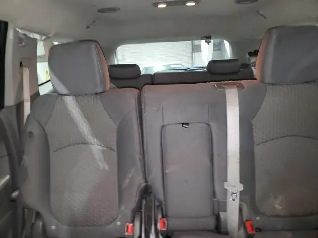 2012 CHEVROLET TRAVERSE LS  